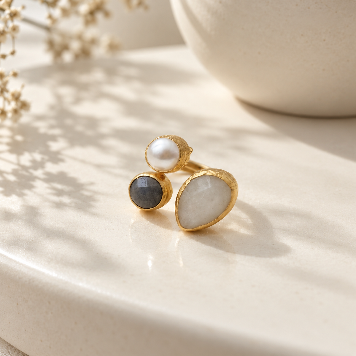 Trinitas II — Triple Stone Ring