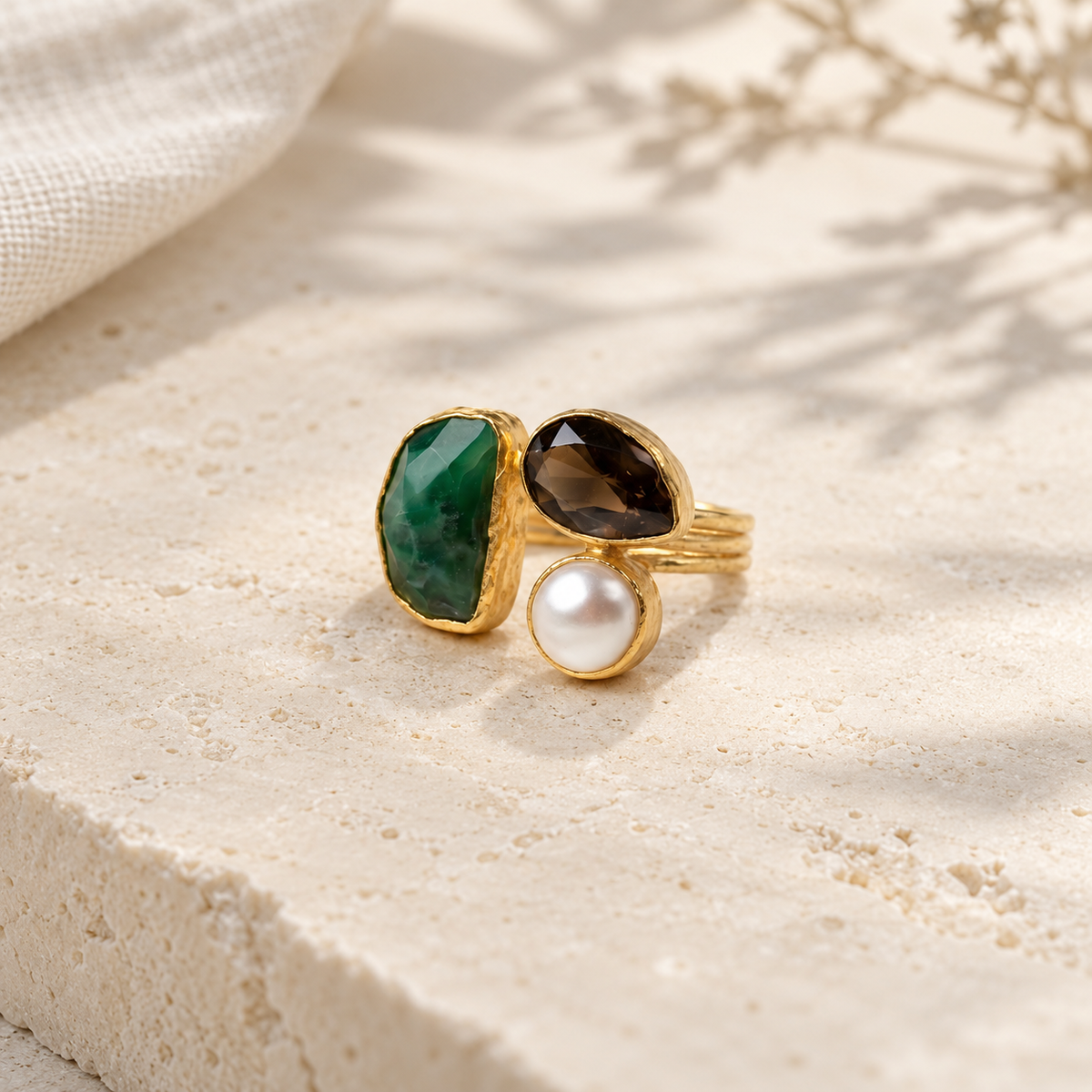 Trinitas I — Three-Stone Ring