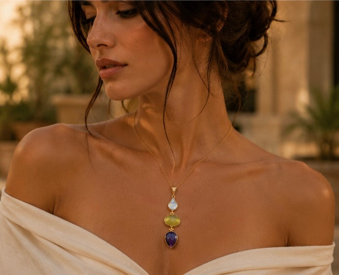 Triora — Three-Stone Necklace
