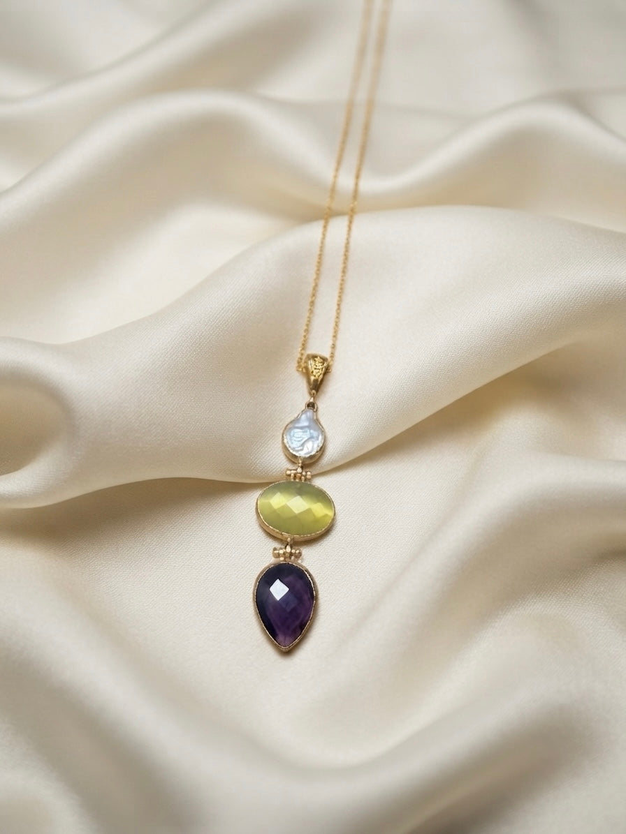 Triora — Collier Trois Pierres Nacre Quartz Vert Améthyste OREPLINE