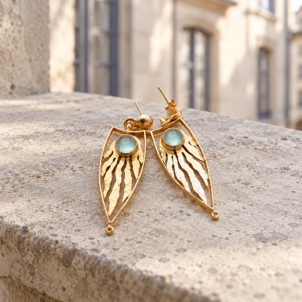 Vénus — Natural Stone Drop Earrings