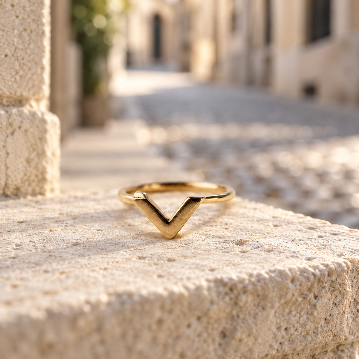 Victoire — Chevron Ring